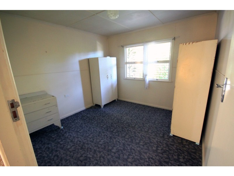 25 Moonya Street, Kingaroy QLD 4610