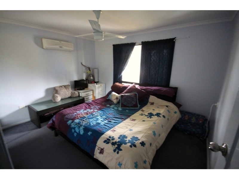 35 Cairns Street, Nanango QLD 4615