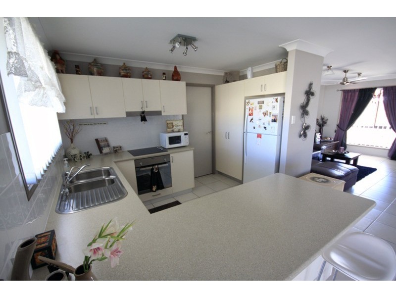7 Allan Place, Kingaroy QLD 4610