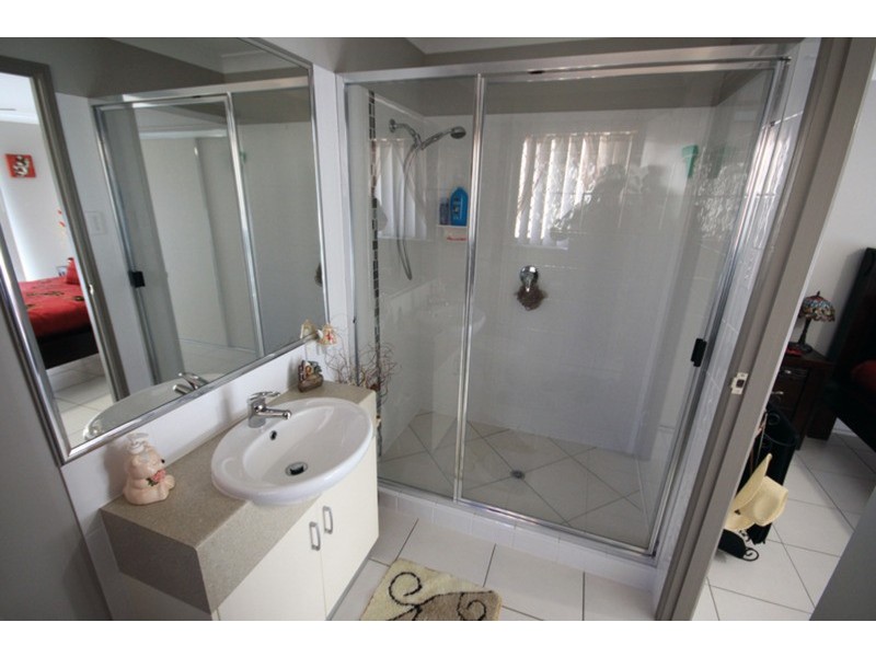 7 Allan Place, Kingaroy QLD 4610