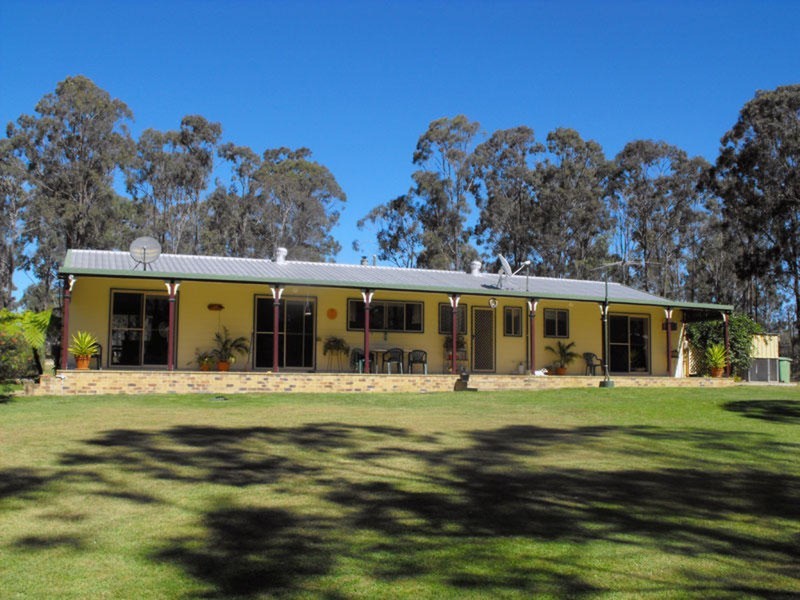 87 Thompsons Road, Nanango QLD 4615