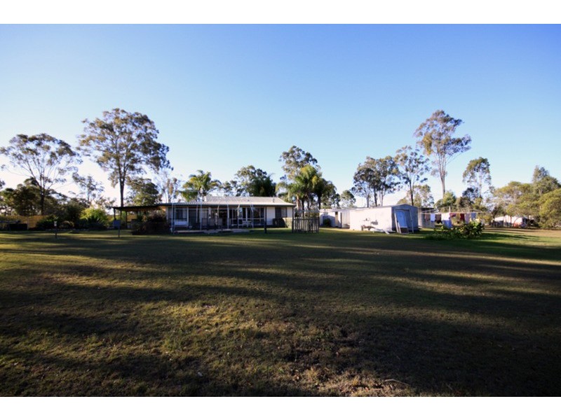 301 Carbeen Crescent, Nanango QLD 4615