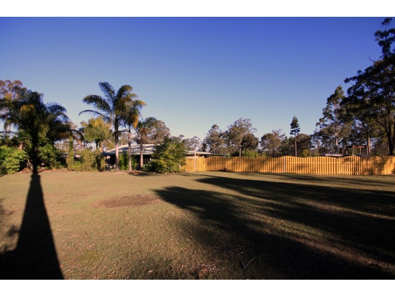 301 Carbeen Crescent, Nanango QLD 4615