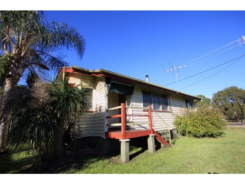 38 Albert Street, Kingaroy QLD 4610