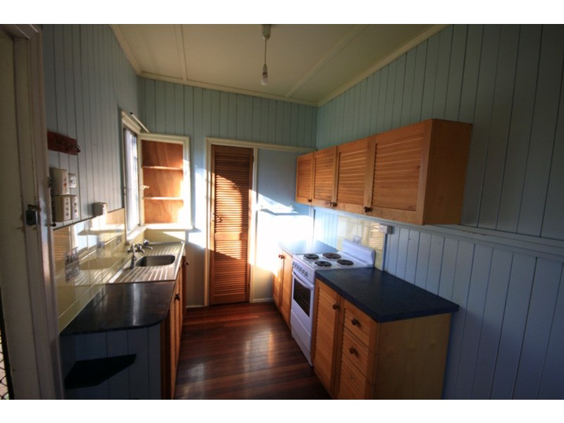 38 Albert Street, Kingaroy QLD 4610