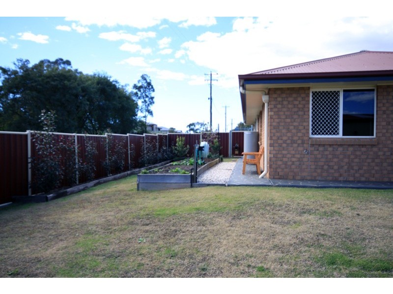 94 Windsor  Circle, Kingaroy QLD 4610