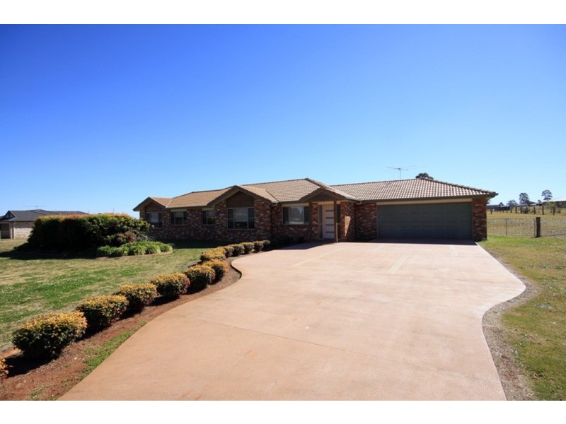 171-173 Premier Drive, Kingaroy QLD 4610