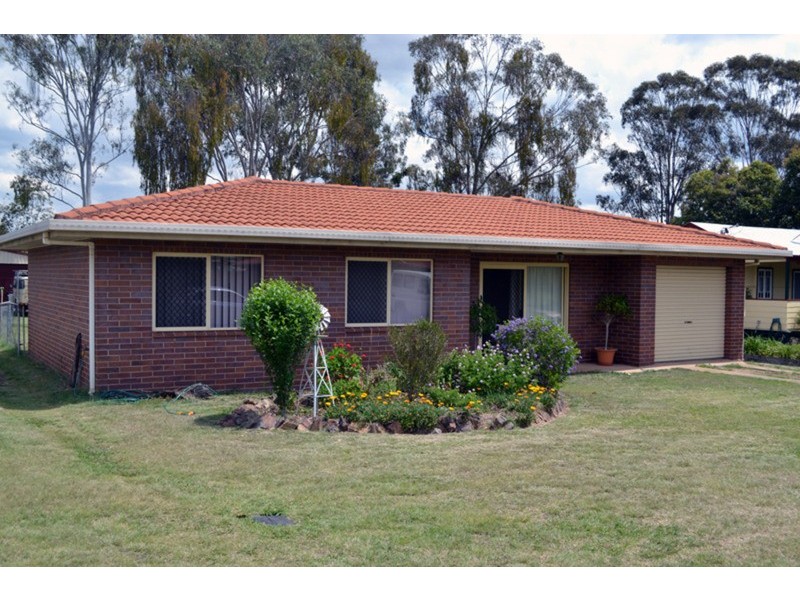 5 Agnes Street, Kingaroy QLD 4610