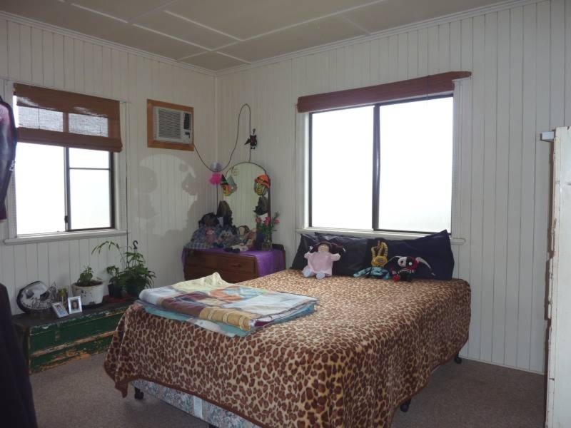54 Youngman Street, Kingaroy QLD 4610