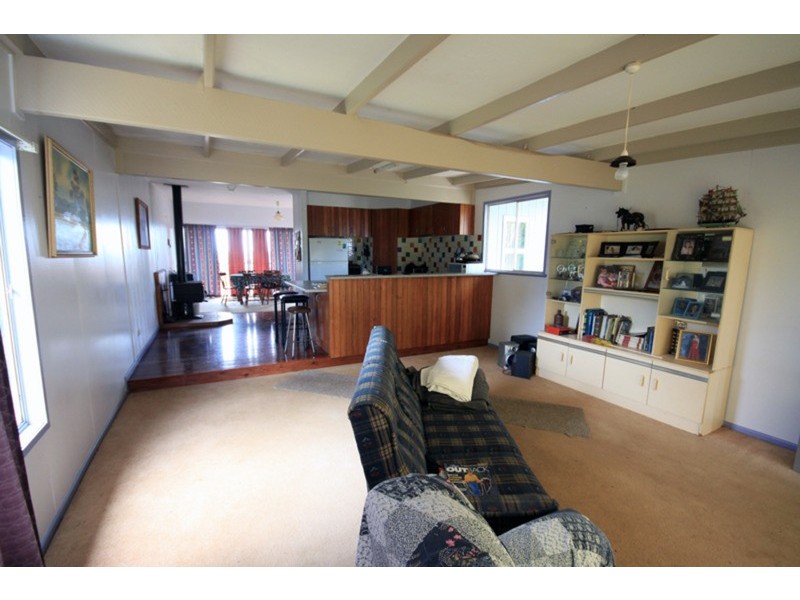 20 Coral  Street, Kingaroy QLD 4610