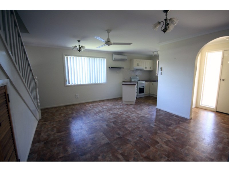 6/277 Haly Street, Kingaroy QLD 4610