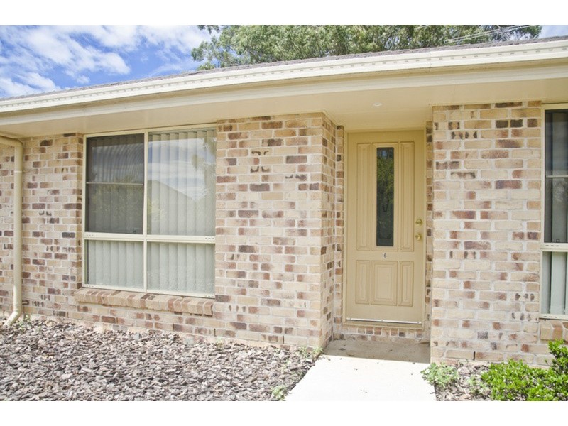 5/16 Thelma Street, Kingaroy QLD 4610