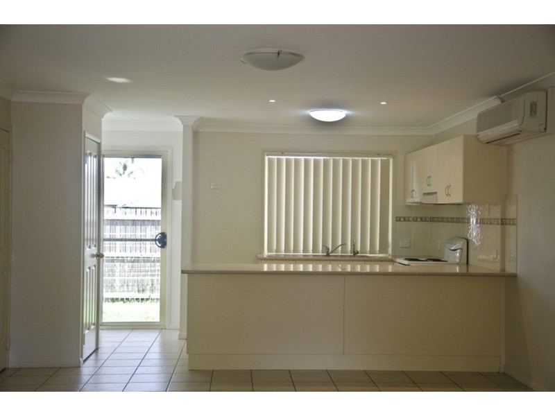 5/16 Thelma Street, Kingaroy QLD 4610