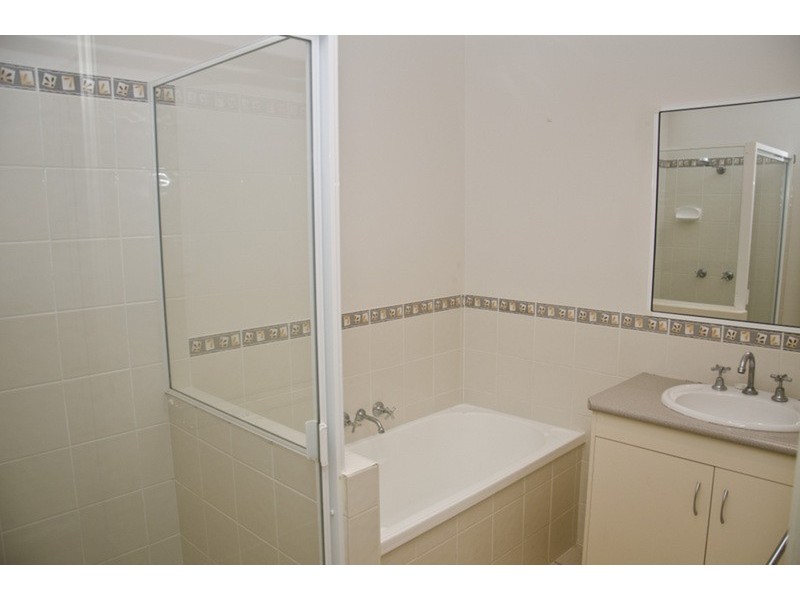 5/16 Thelma Street, Kingaroy QLD 4610