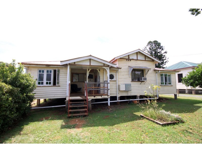 19 Burnett Street, Kingaroy QLD 4610