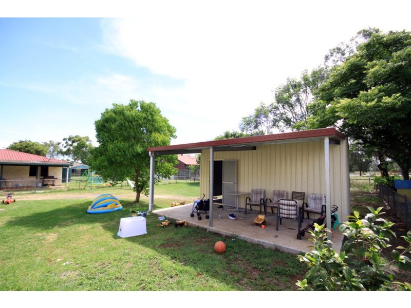 19 Burnett Street, Kingaroy QLD 4610