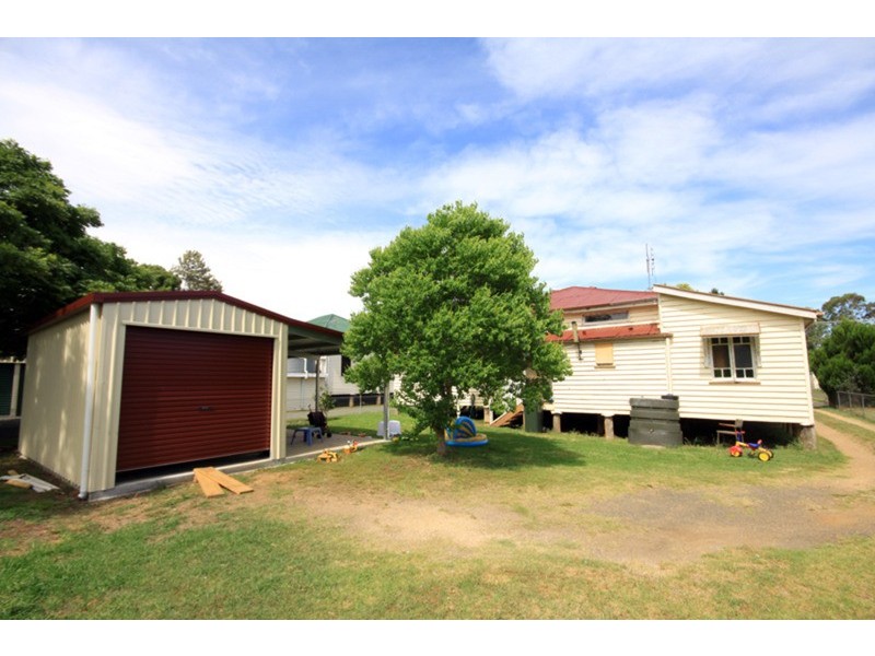19 Burnett Street, Kingaroy QLD 4610
