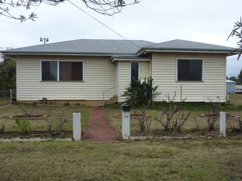 54 Youngman Street, Kingaroy QLD 4610
