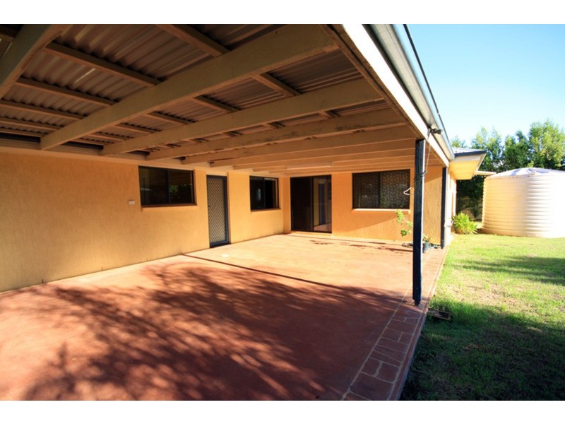 8 Avocado Crescent, Kingaroy QLD 4610