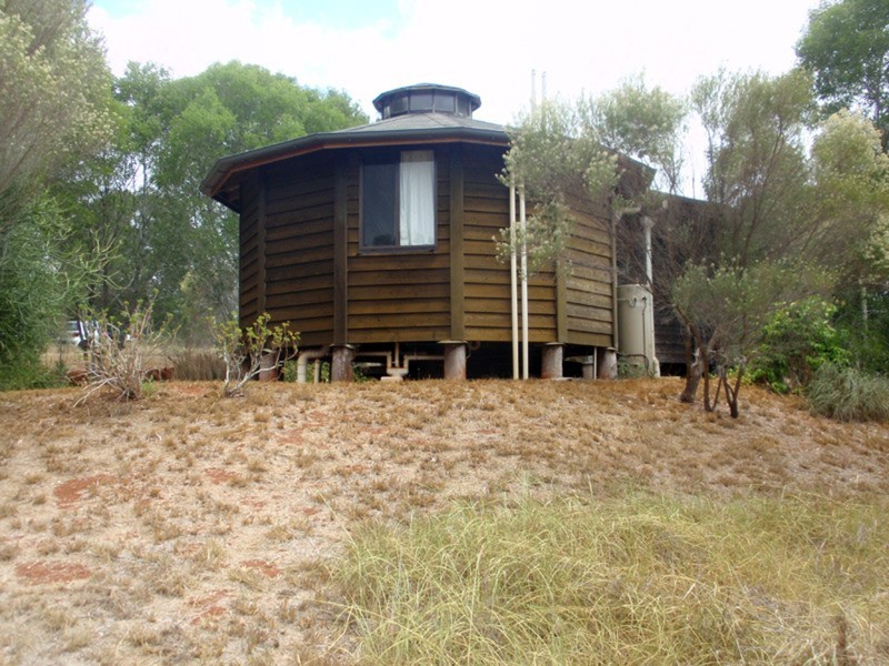 Tablelands QLD 4605