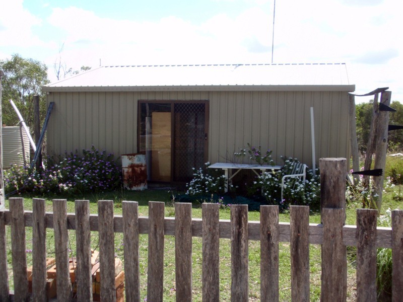 2 Coven Road, Durong QLD 4610