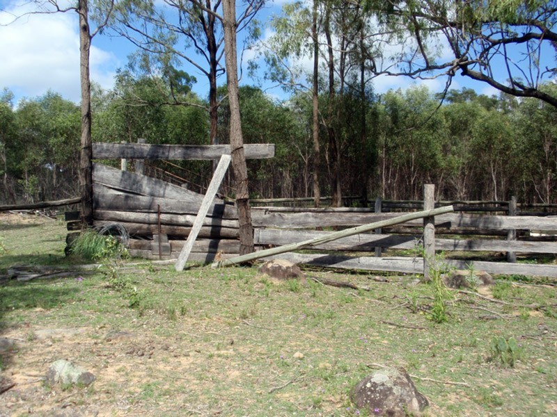 2 Coven Road, Durong QLD 4610