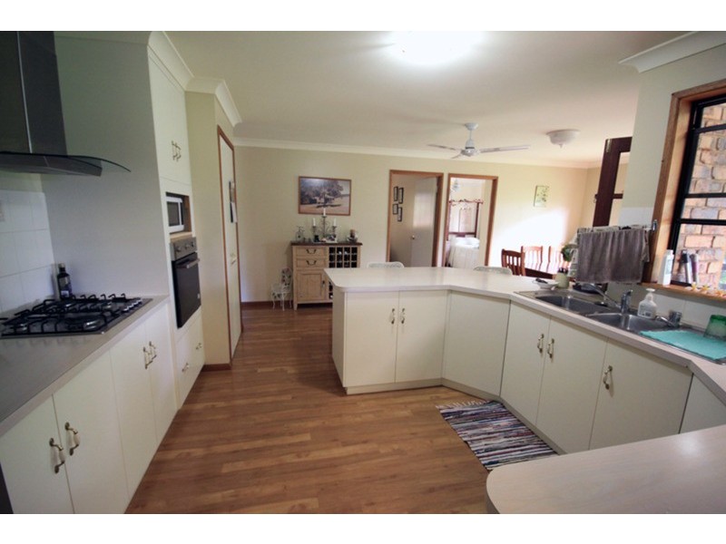 16 Murray Parade, Kingaroy QLD 4610