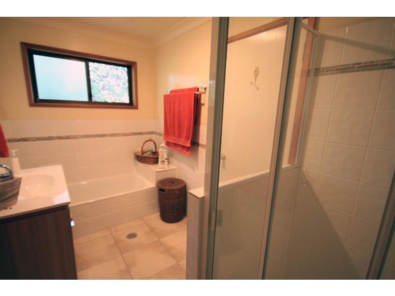 16 Murray Parade, Kingaroy QLD 4610