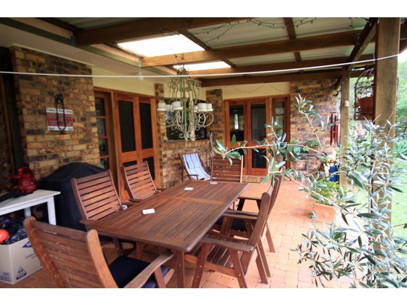 16 Murray Parade, Kingaroy QLD 4610