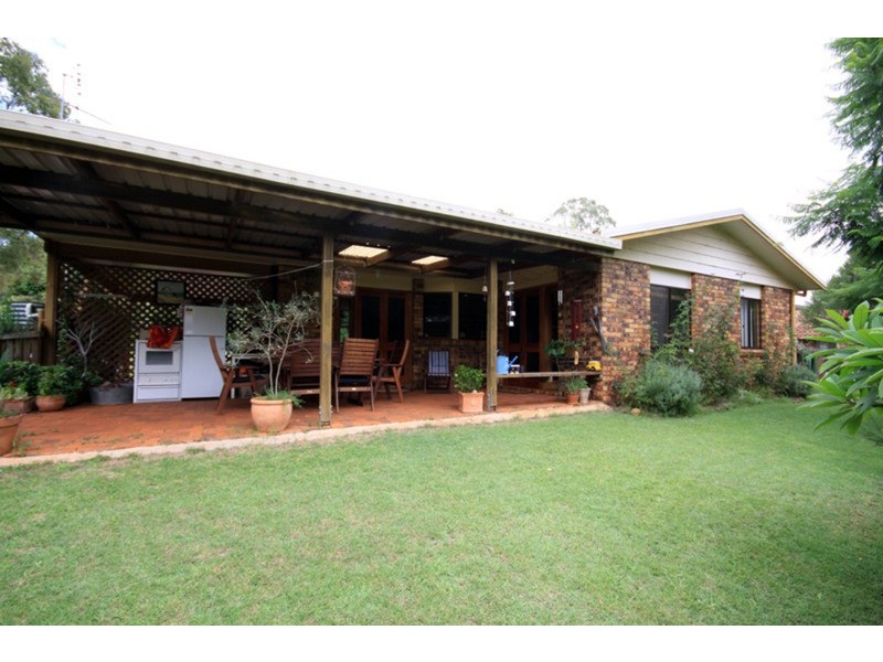16 Murray Parade, Kingaroy QLD 4610