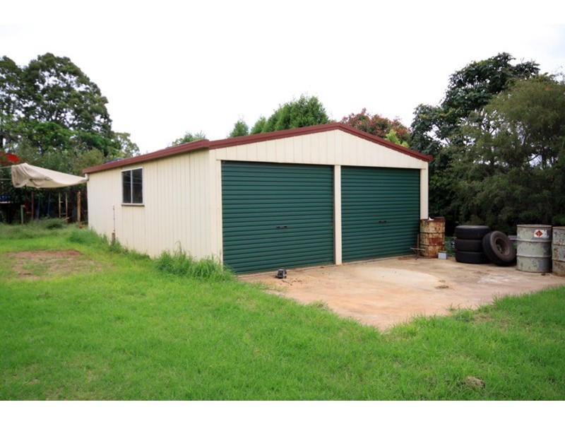 33 Collier Street, Kumbia QLD 4610