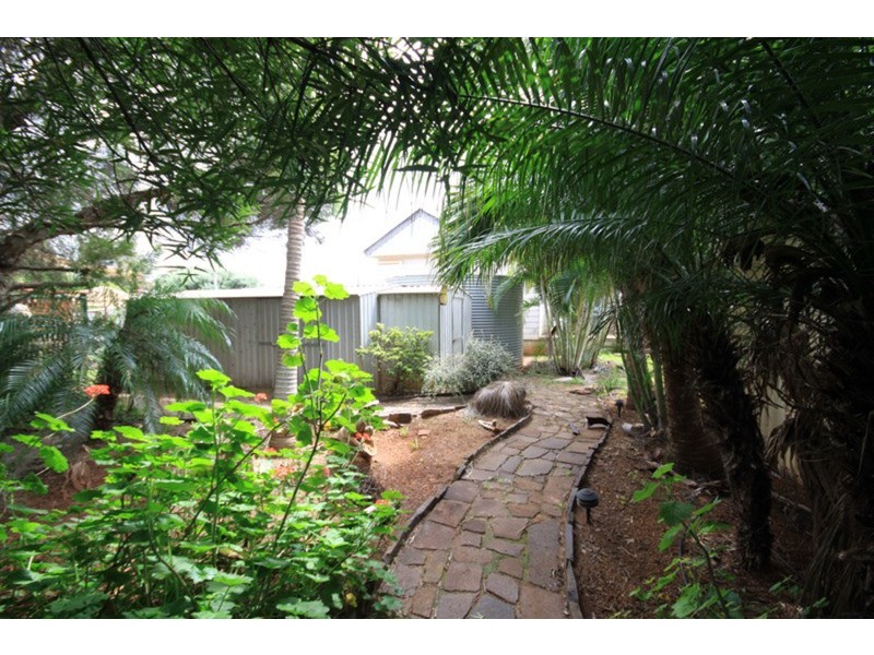33 Collier Street, Kumbia QLD 4610