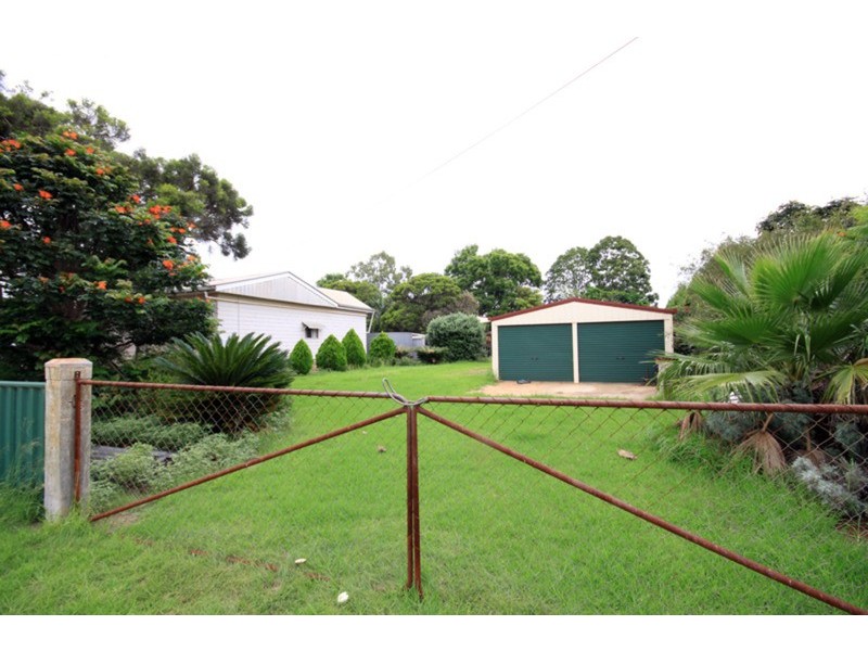 33 Collier Street, Kumbia QLD 4610