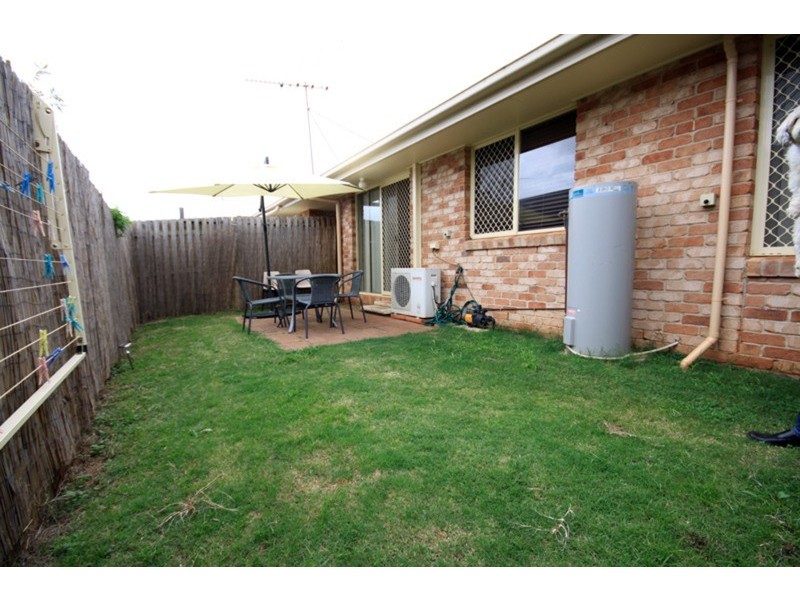2/13 Tessmanns Road, Kingaroy QLD 4610