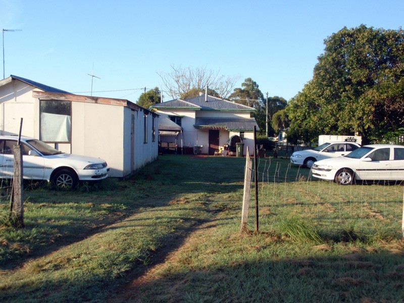 14 Reen Street, Kingaroy QLD 4610