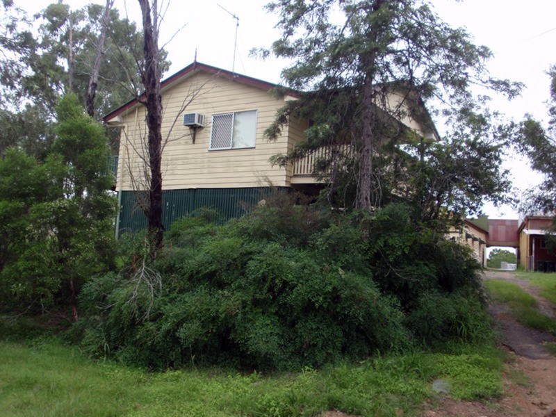 2 Maudsley Street, Goomeri QLD 4601