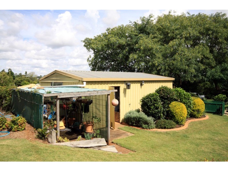 7 Moore Street, Kingaroy QLD 4610