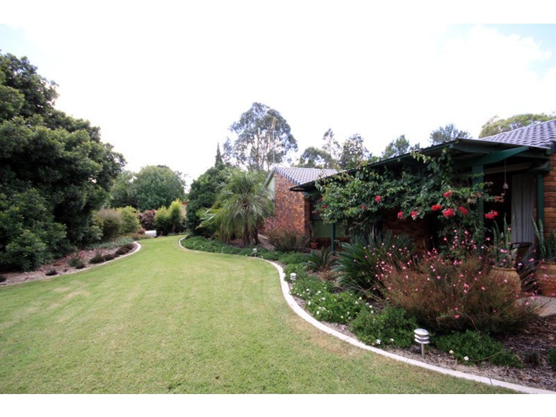 7 Moore Street, Kingaroy QLD 4610