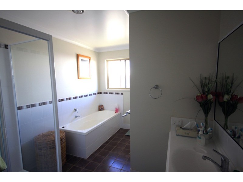 9 David Place, Kingaroy QLD 4610