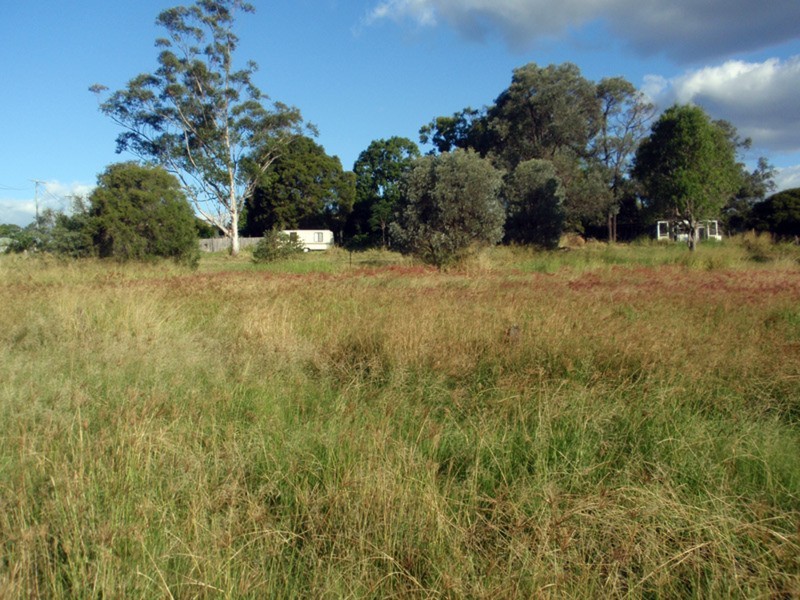 28  Jellicoe  Street, Proston QLD 4613