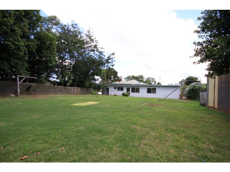 50 Carinya Street, Kingaroy QLD 4610