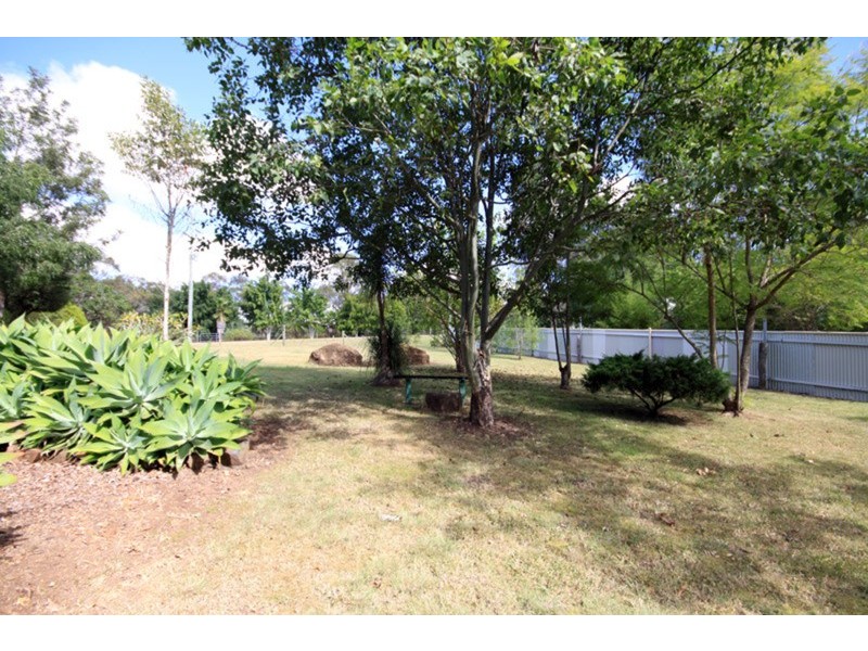 Ellesmere QLD 4610