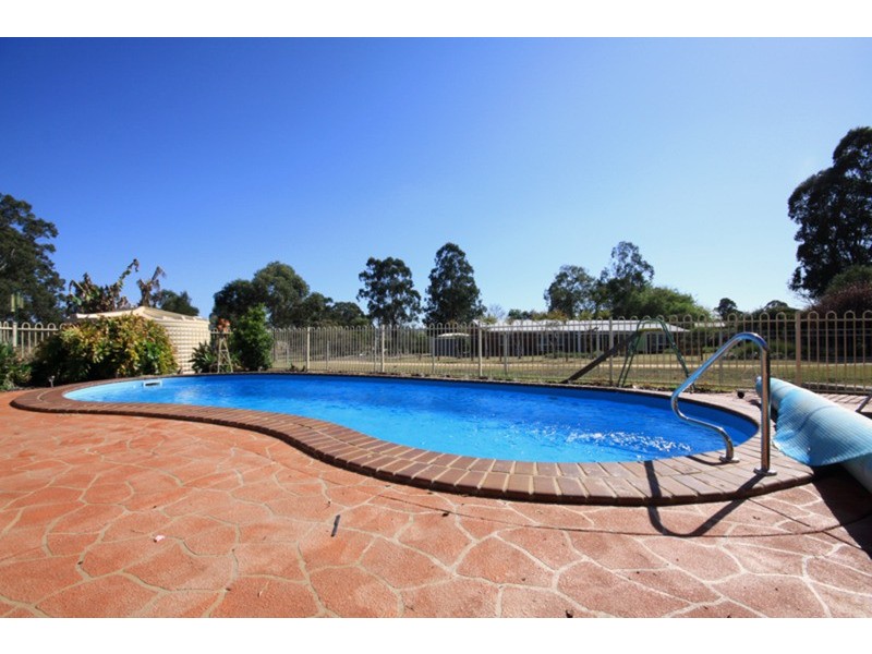 5 Keith Shaw Drive, Kingaroy QLD 4610