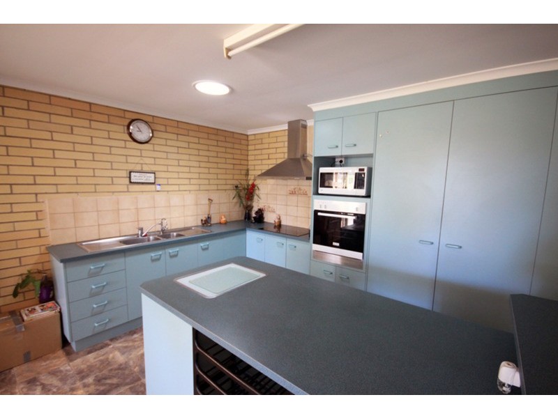 5 Keith Shaw Drive, Kingaroy QLD 4610