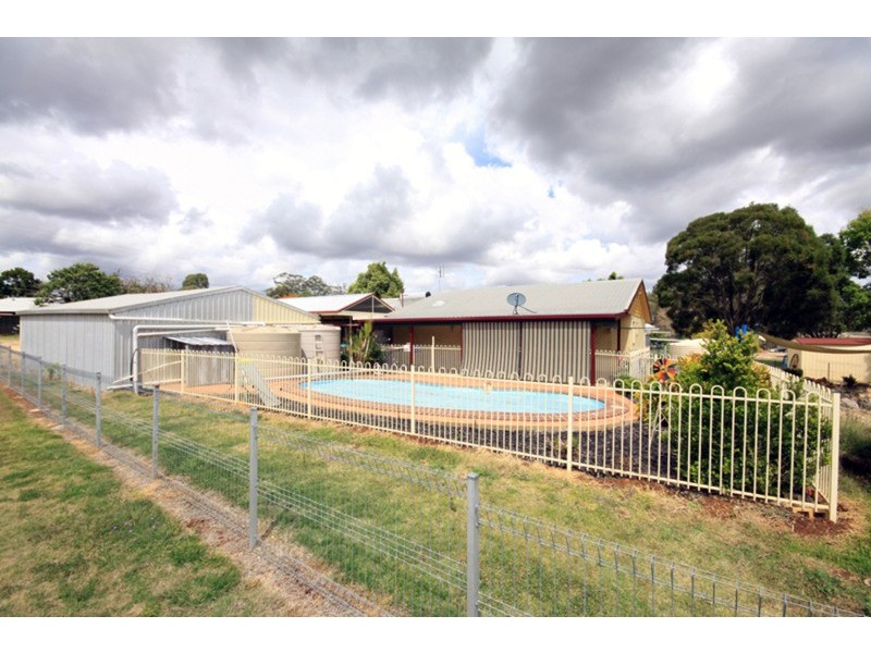 5 Keith Shaw Drive, Kingaroy QLD 4610