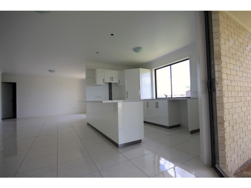 1/4 Dudley  Street, Chinchilla QLD 4413