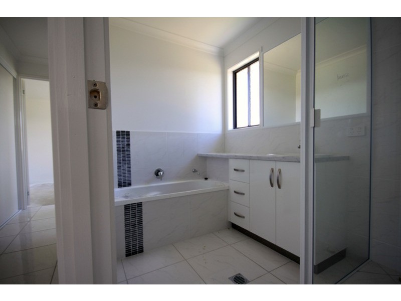 1/4 Dudley  Street, Chinchilla QLD 4413