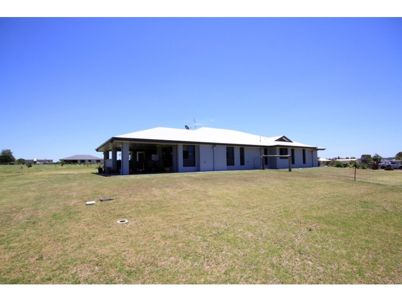 30 – 32 Darcie  Street, Kingaroy QLD 4610