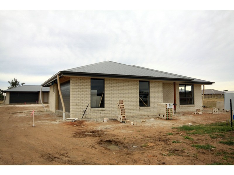 1/Lot 13 Dudley Street, Chinchilla QLD 4413