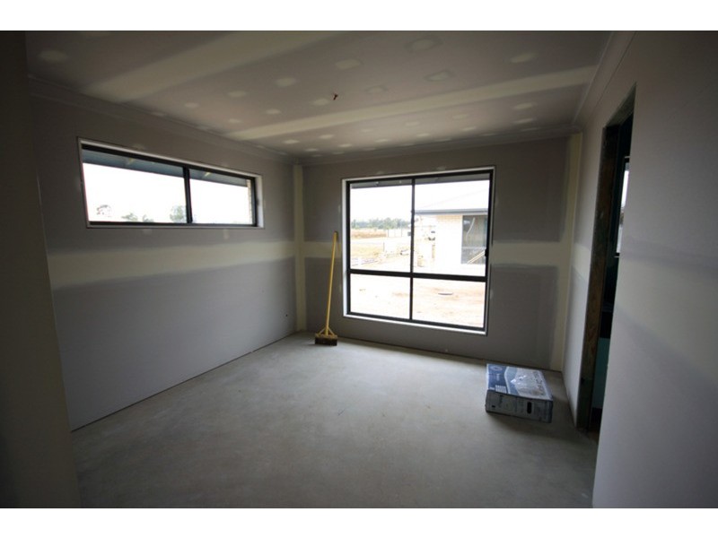 2/Lot 13 Dudley Street, Chinchilla QLD 4413